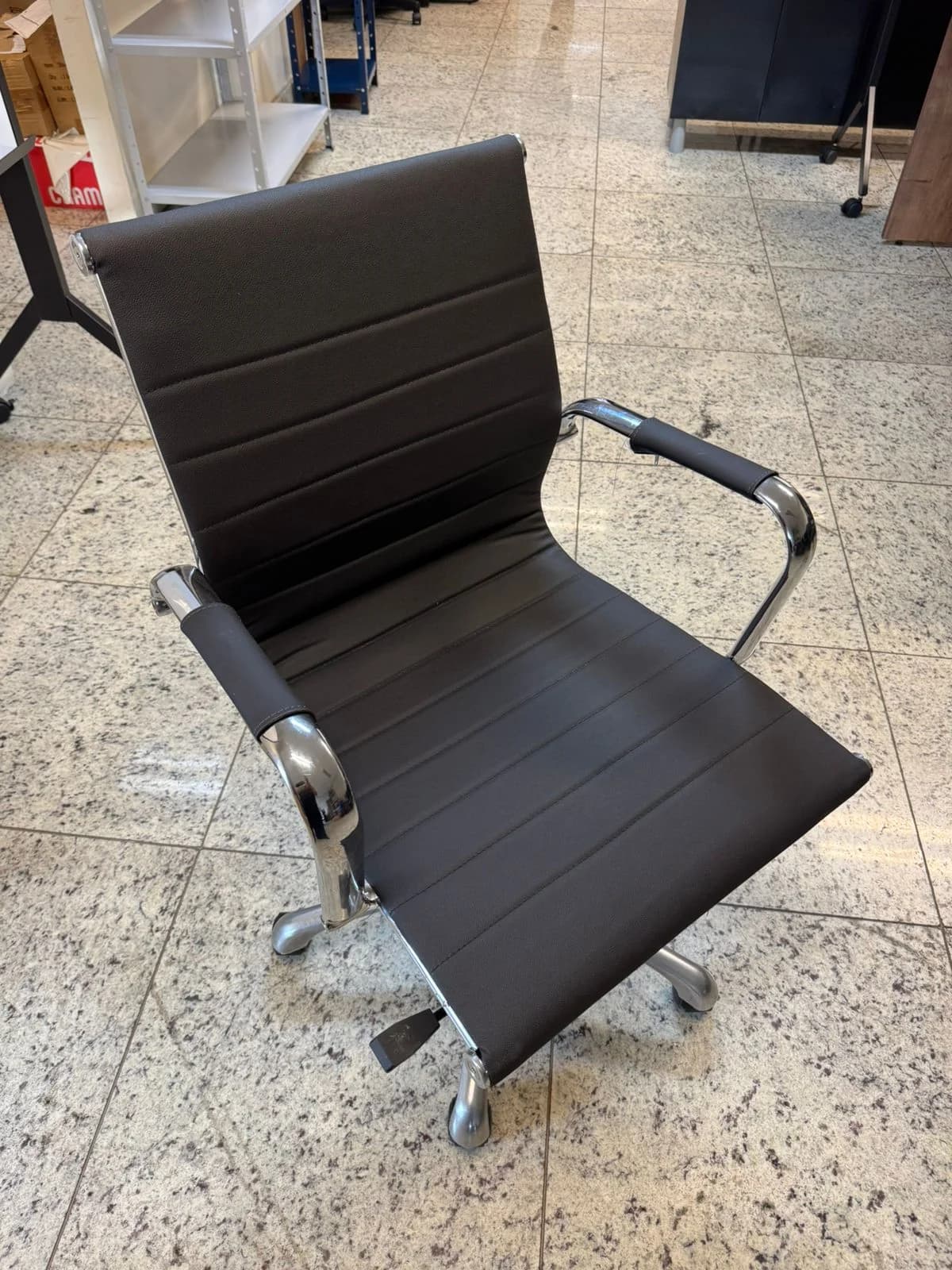 Exemplo de cadeira Depois do conserto